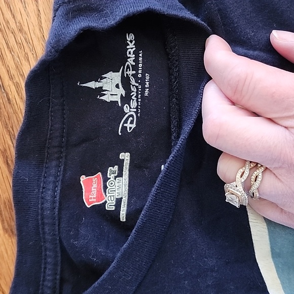 Disney Parks T-shirt - Picture 4 of 4